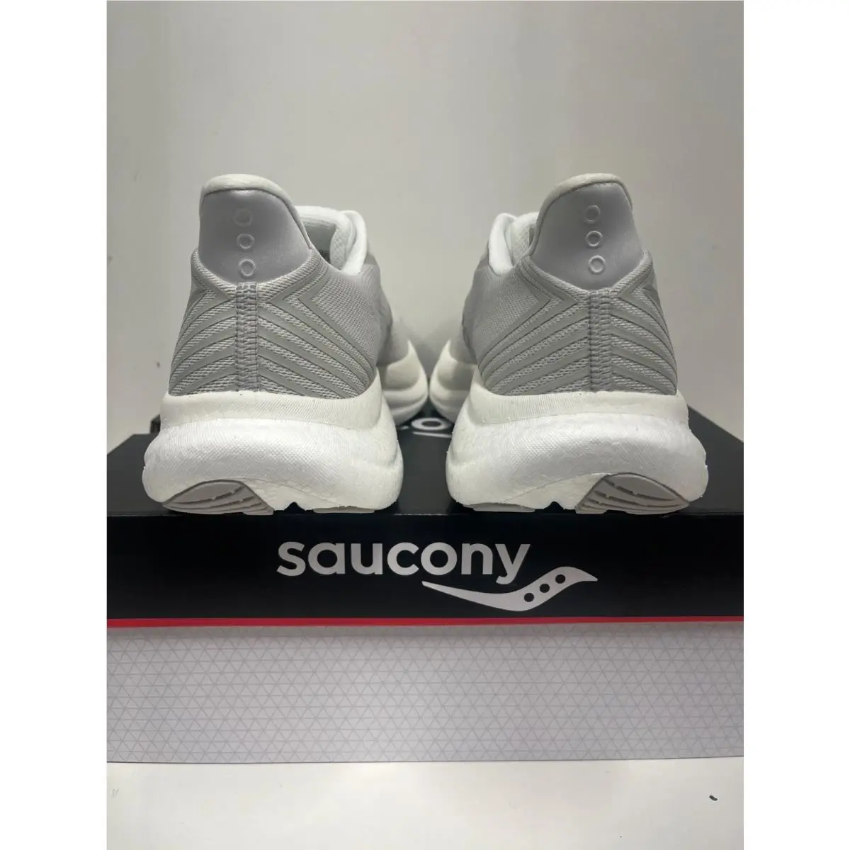 Saucony shoes - Saucony Triumph 23 - Triumph - Ivory/Mauve (142) 47