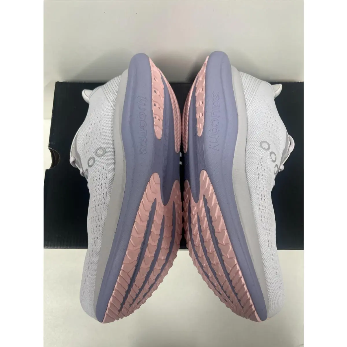 Saucony shoes - Saucony Triumph 23 - Triumph - Ivory/Mauve (142) 31