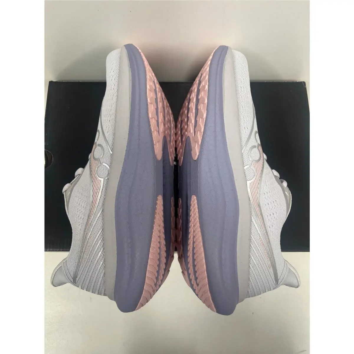 Saucony shoes - Saucony Triumph 23 - Triumph - Ivory/Mauve (142) 32