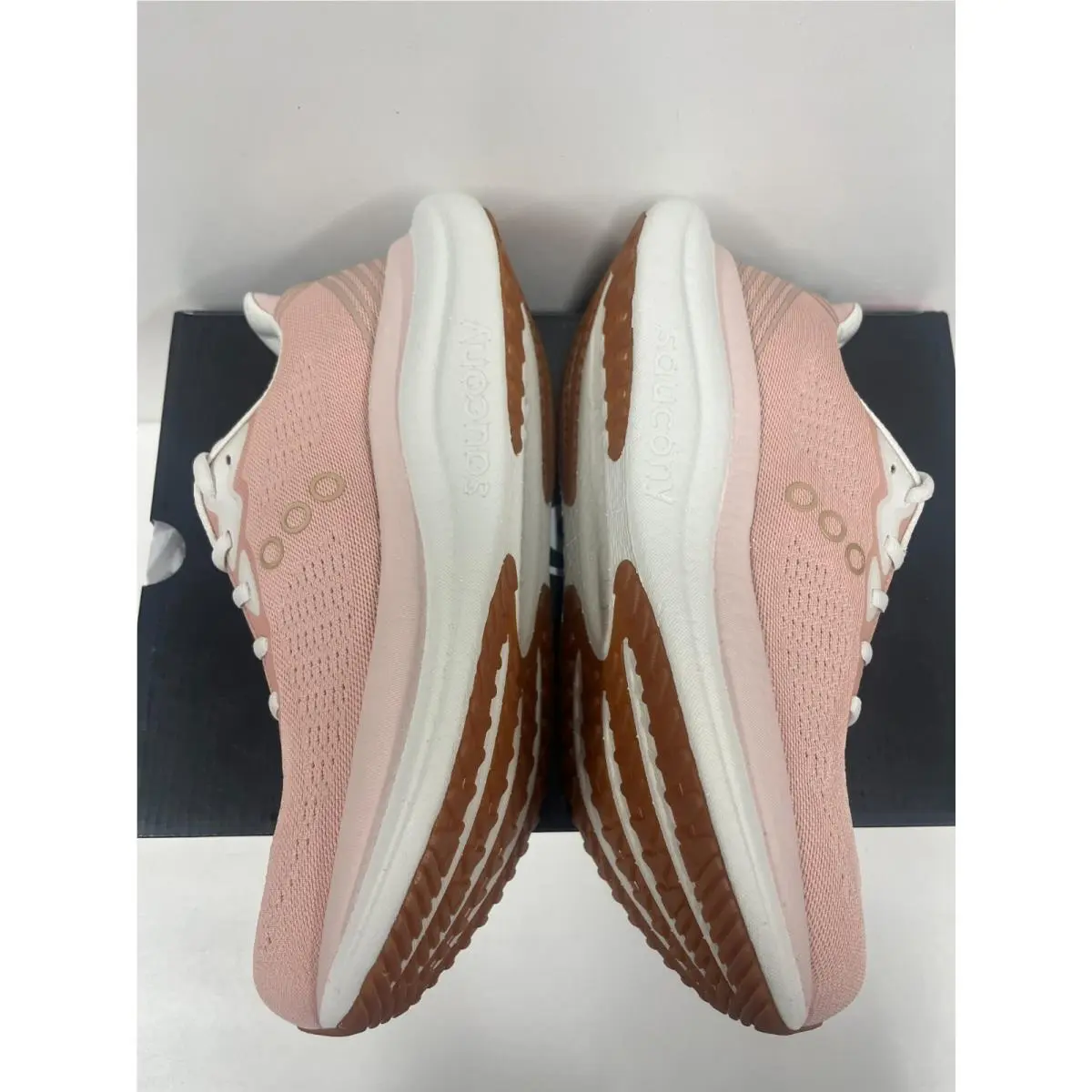 Saucony shoes - Saucony Triumph 23 - Triumph - Ivory/Mauve (142) 38