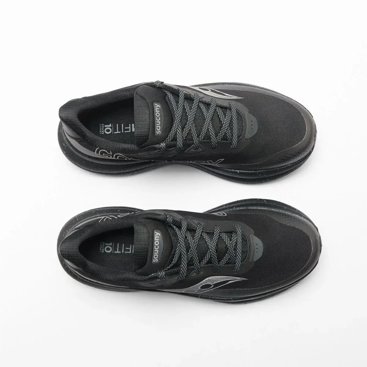 Saucony shoes - Triple Black 15