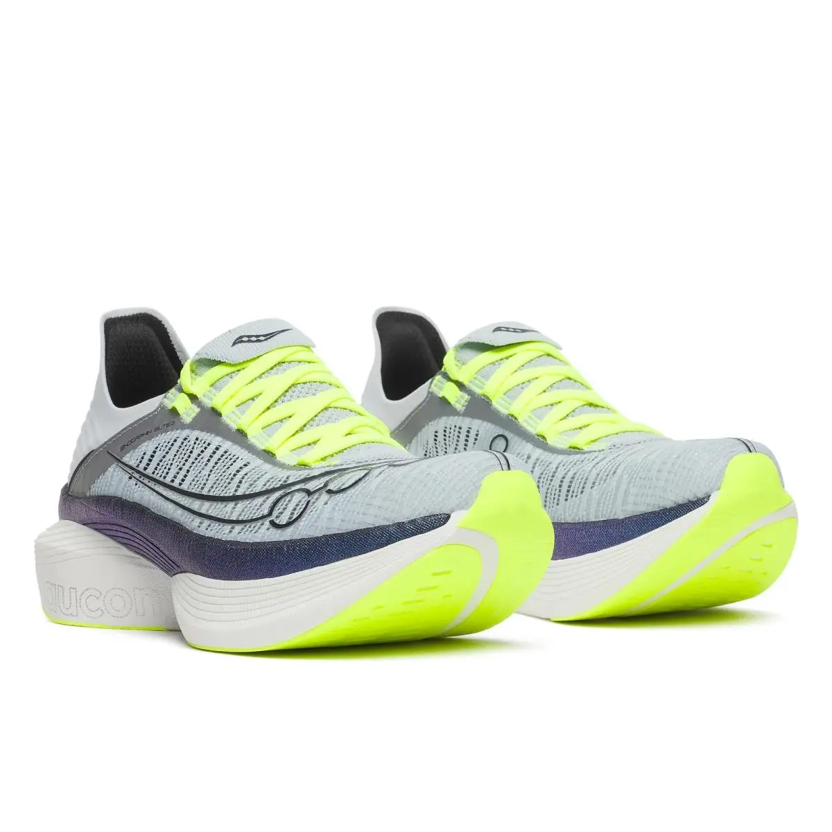 Saucony shoes - White | Mutant 18