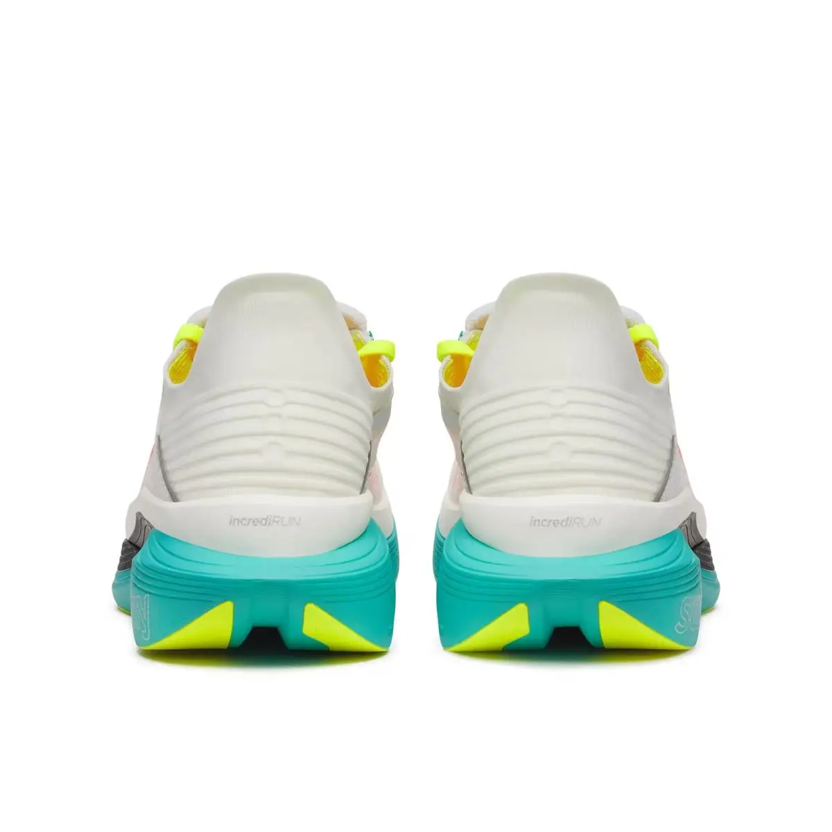 Saucony shoes - White | Mutant 14