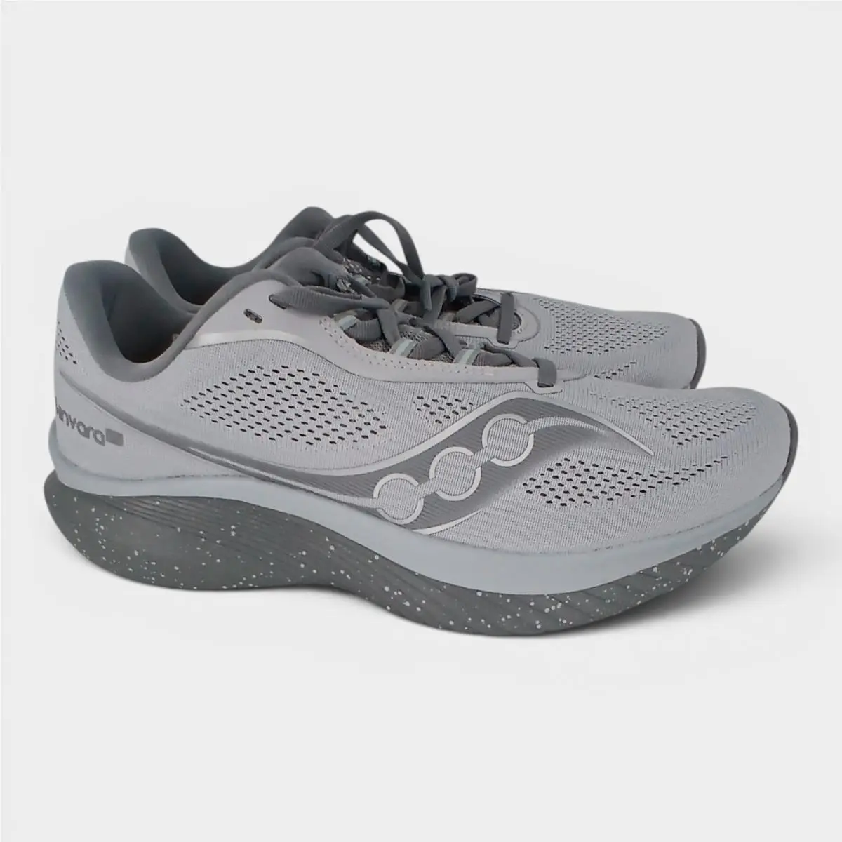 Saucony Women`s Kinvara 15 Running Shoes Sneakers Size 10