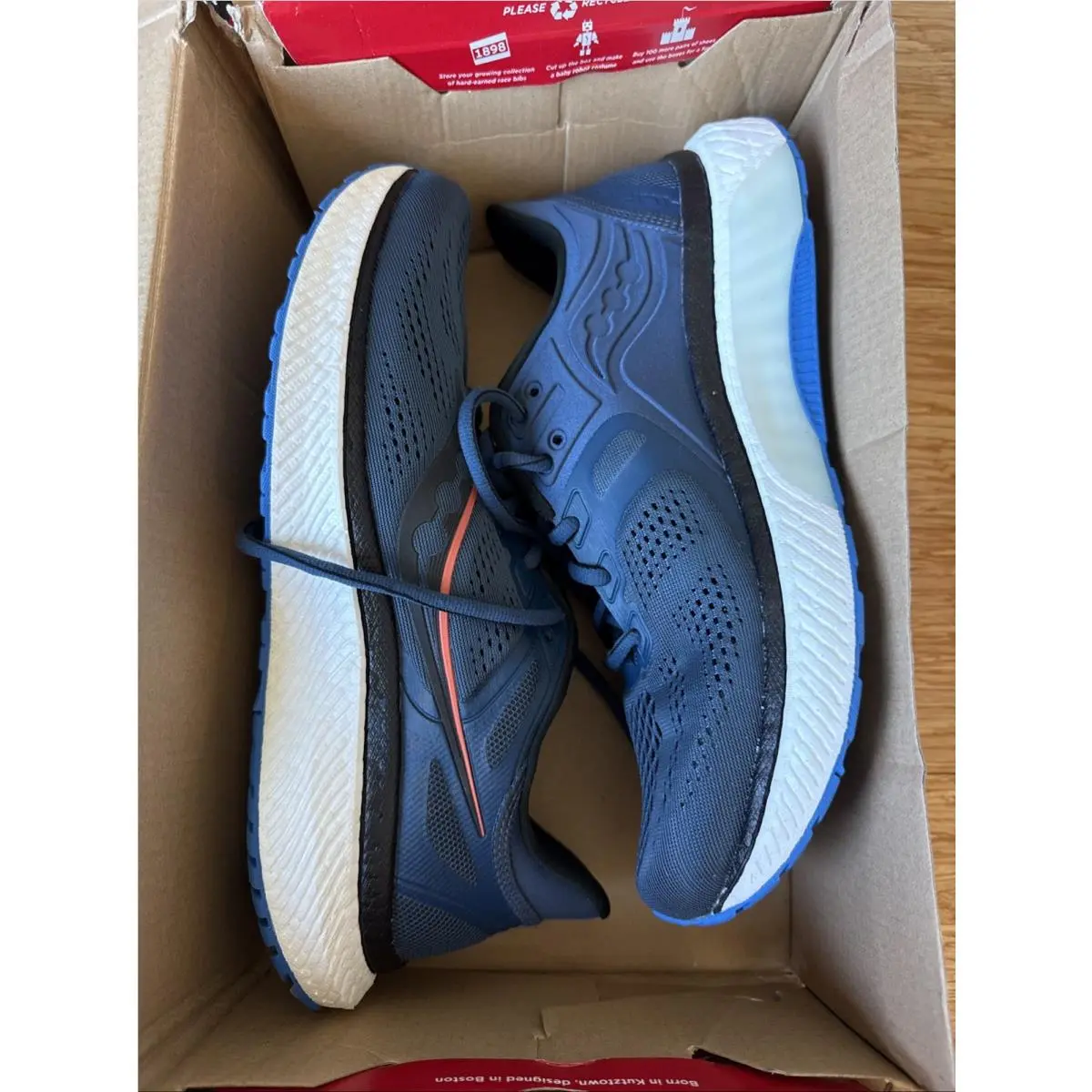 Saucony shoes - Saucony Hurricane 23 - Hurricane - 609465523881 - Blue 0