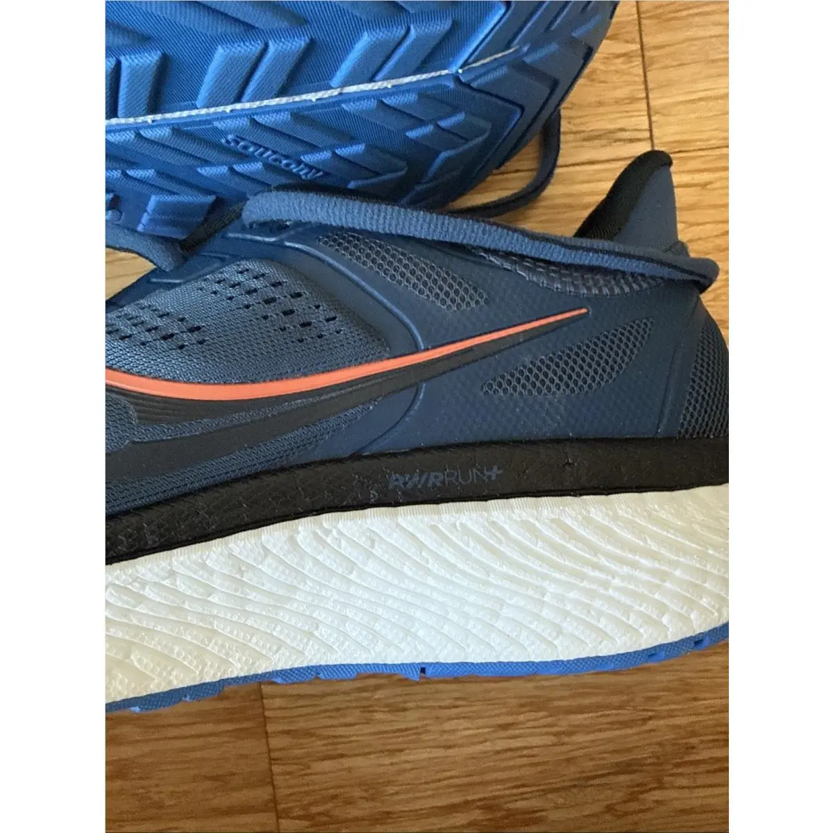 Saucony shoes - Saucony Hurricane 23 - Hurricane - 609465523881 - Blue 2