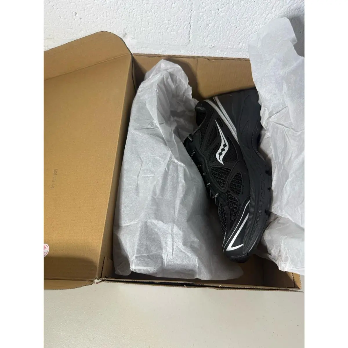 Saucony shoes - Saucony ProGrid Guide 7 - ProGrid Guide - S70936-16 - Black 5