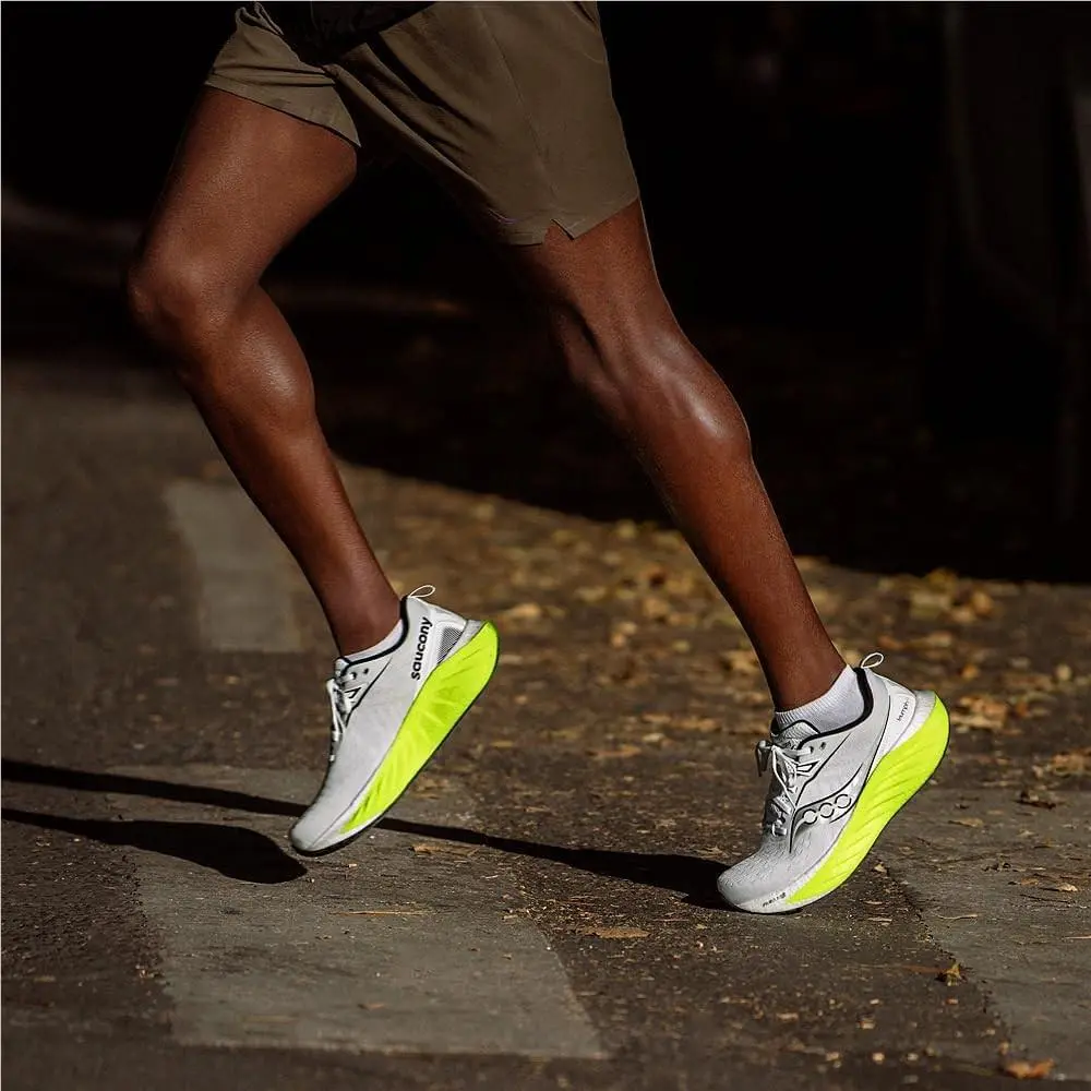 Saucony shoes (UPC: 744759398291) 4