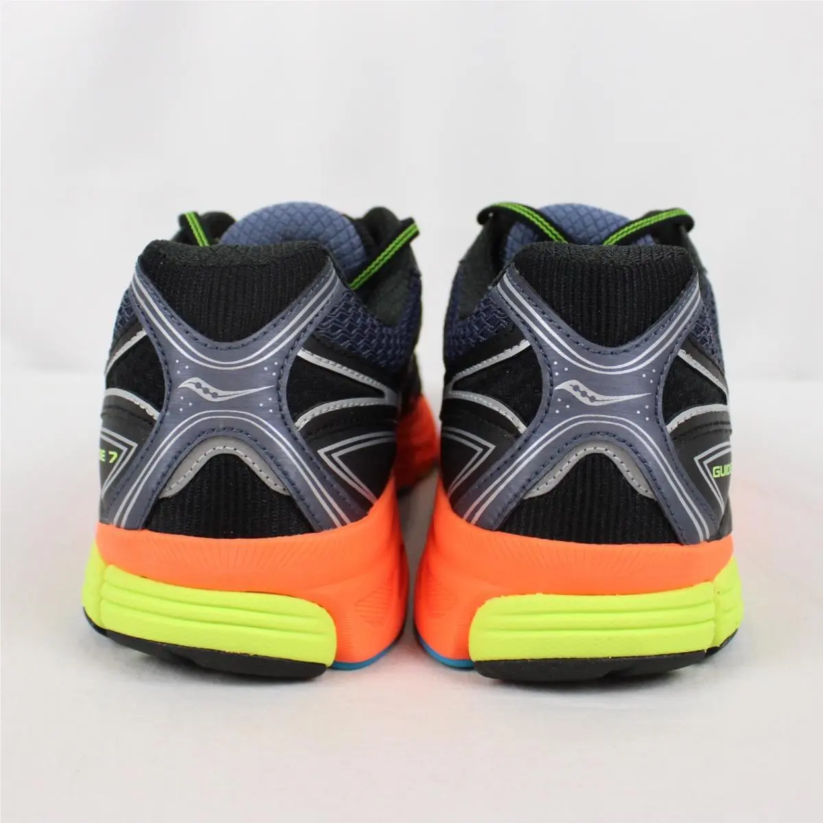 Saucony shoes - S7093613 - S70936-13 - Multicolor (UPC: 195021221982) 1