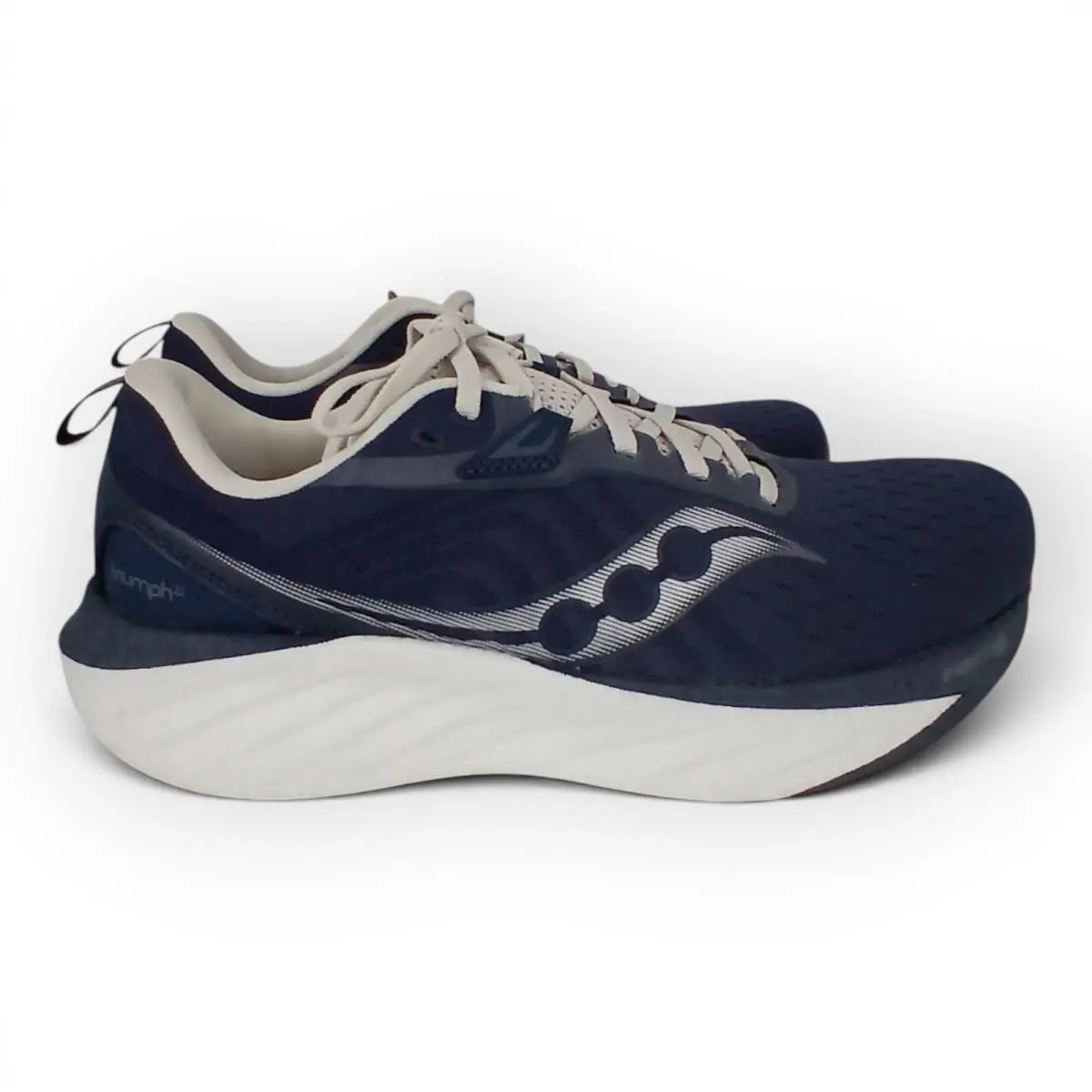 Saucony Men`s Triumph 22 Running Shoes Sneakers Size 9.5
