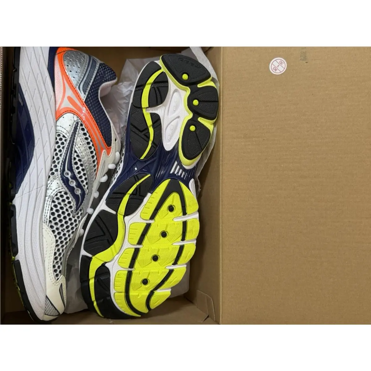 Saucony shoes - Saucony Progrid Omni 9 - Progrid Omni - S70739-51 - Multicolor 4