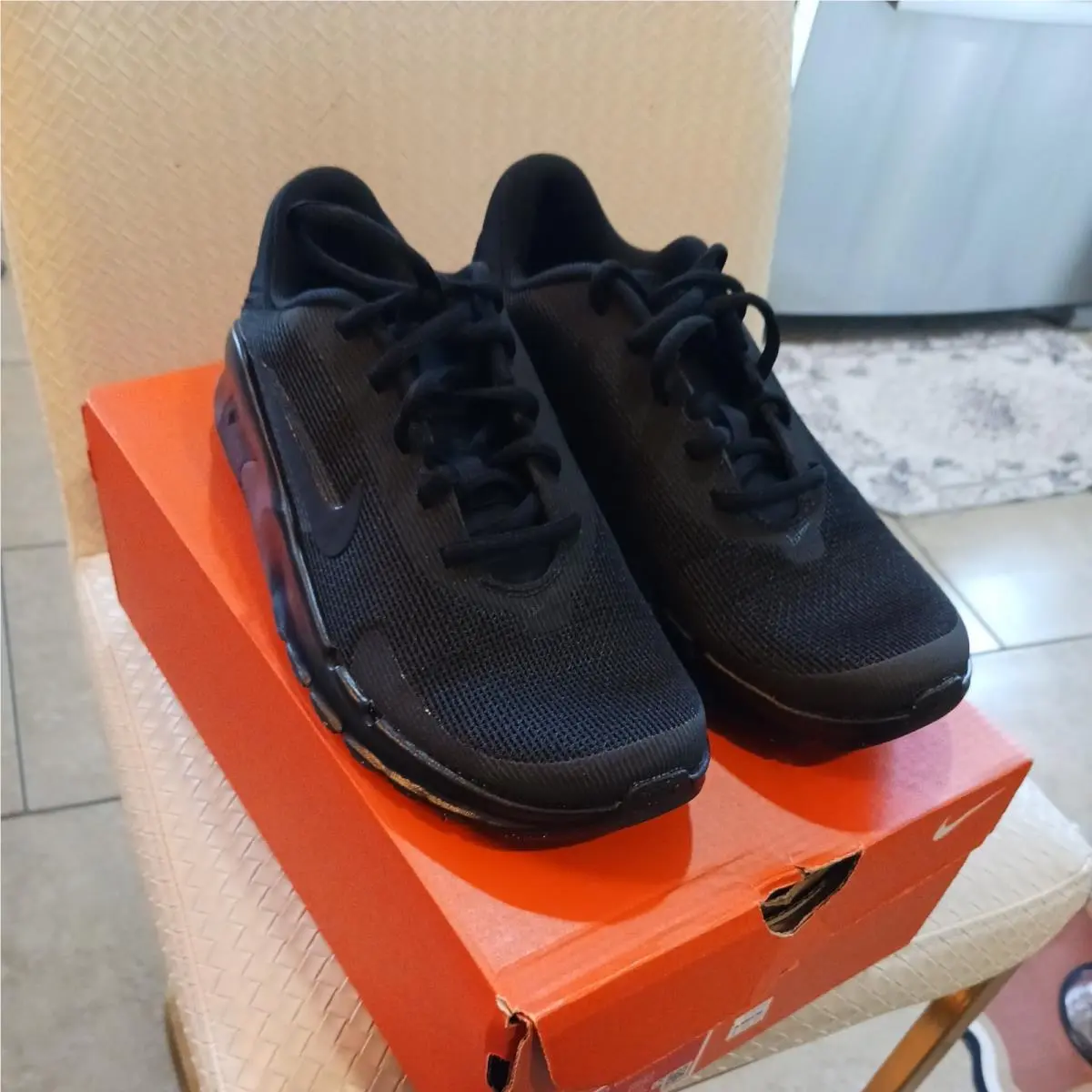 HV9981-001 Nike Flex Train Black Women`s