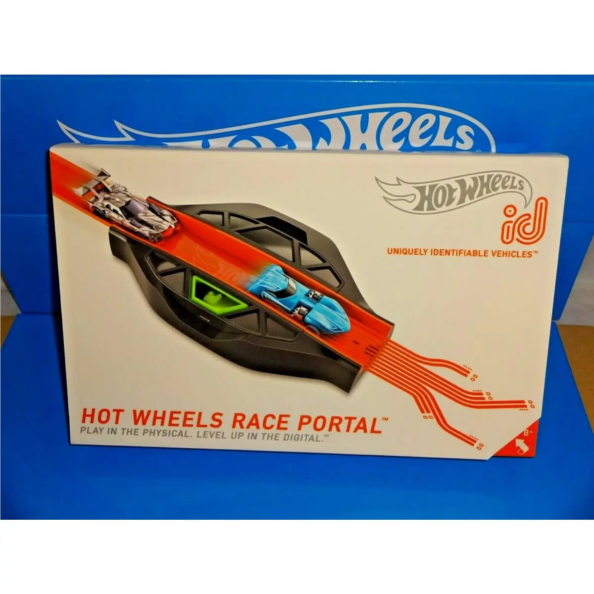 Hot Wheels id Uniquely Identifiable Vehicles Race Portal w/ 2 Exclusive Vehicles