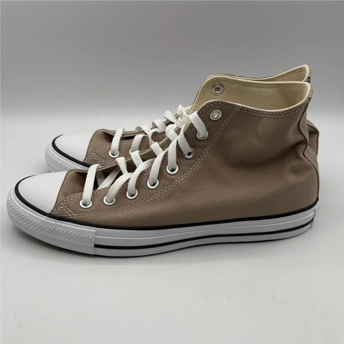 Converse shoes - Chuck Taylor All Star Hi - Brown 1