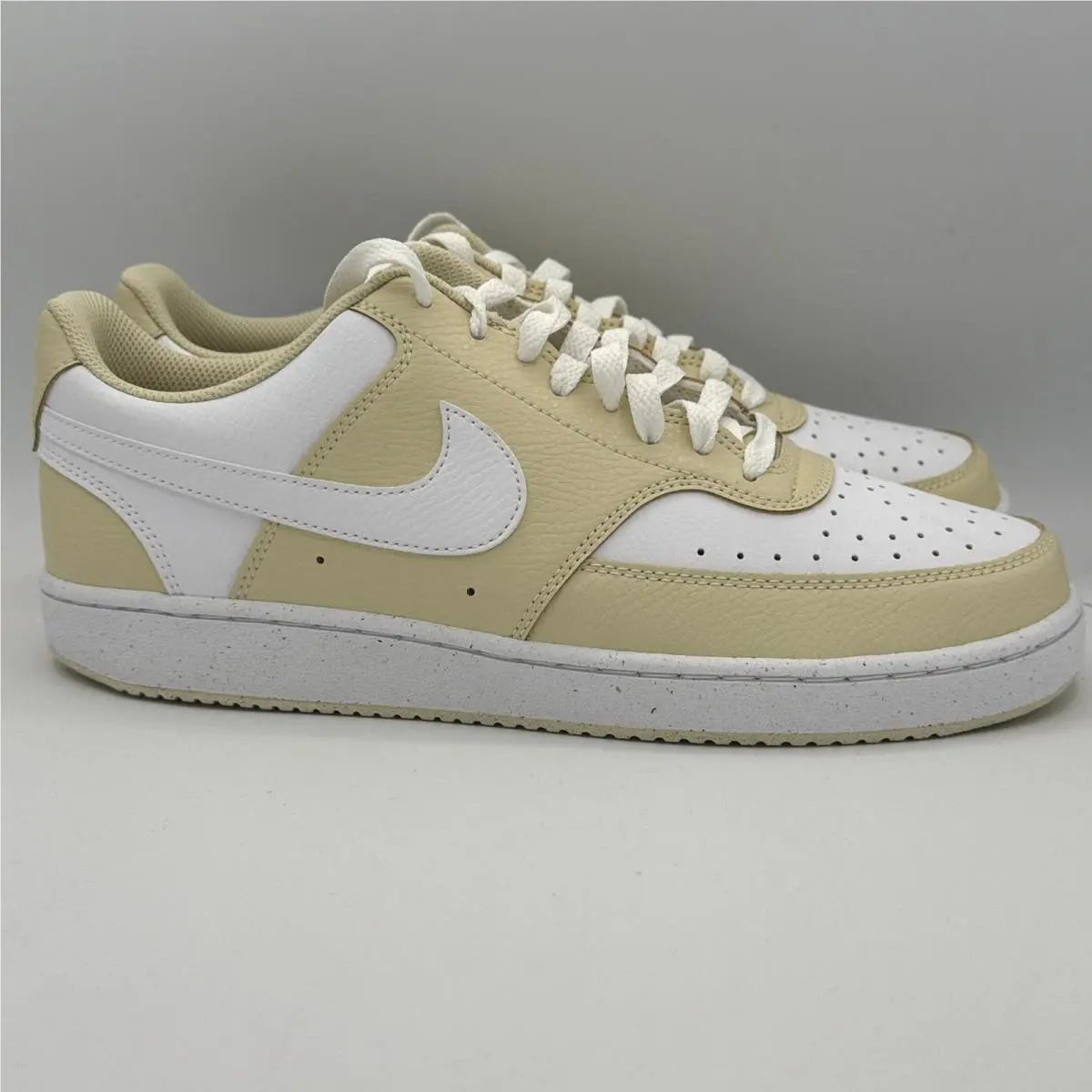 Nike Court Vision Low Shoes Mens Size 10 Light Khaki White Leather HM9862-200