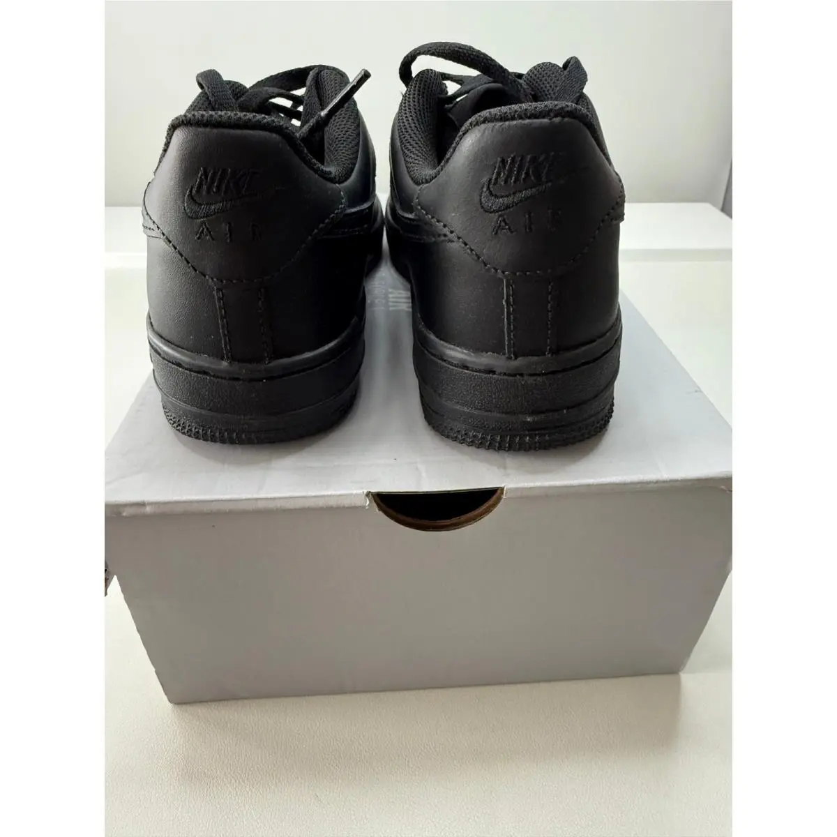 Nike shoes - Nike Air Force 1 LE GS - Black 1