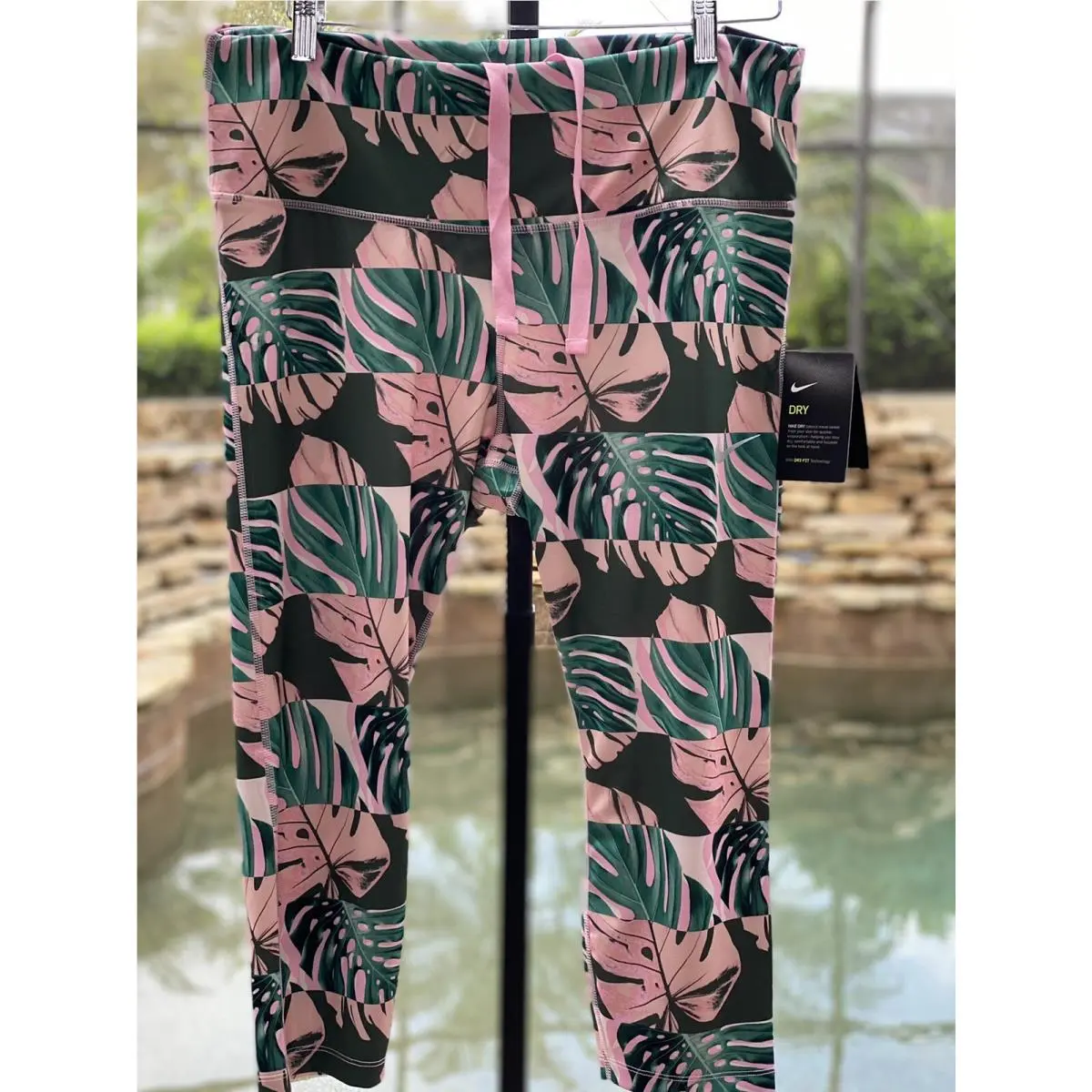 Nike Fast Cropped Running Tights 1X Plus Size Green Pink Activewear