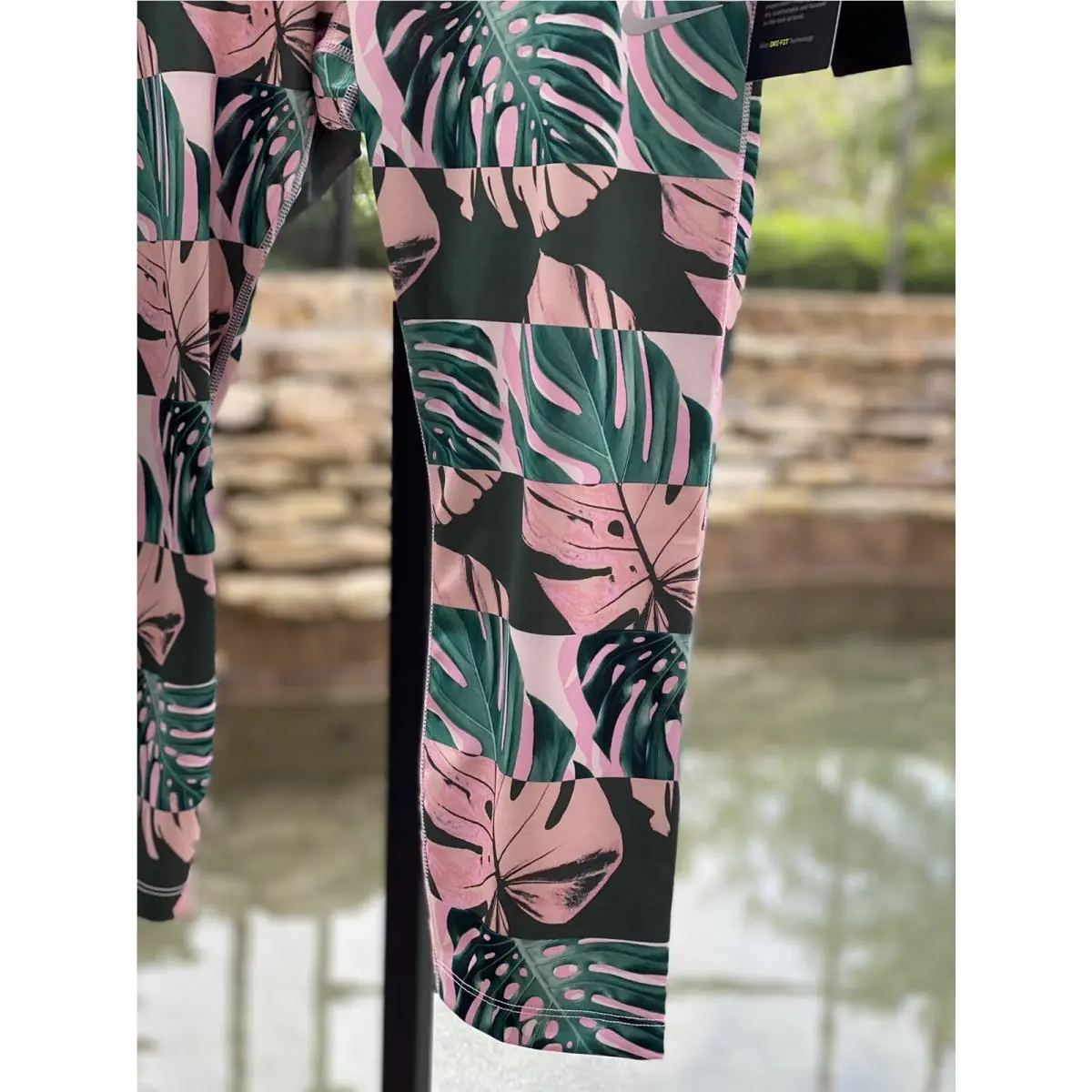 Nike clothing - Green 1