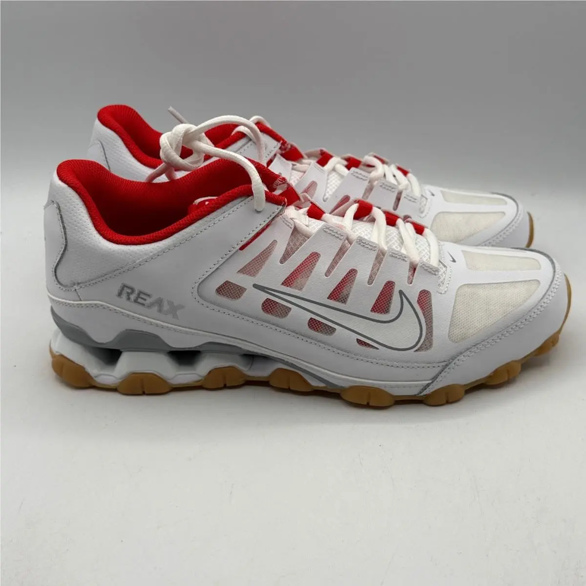 Nike Reax 8 TR Mesh Men Size 10 White Wolf Grey Red Training Shoes 621716-103