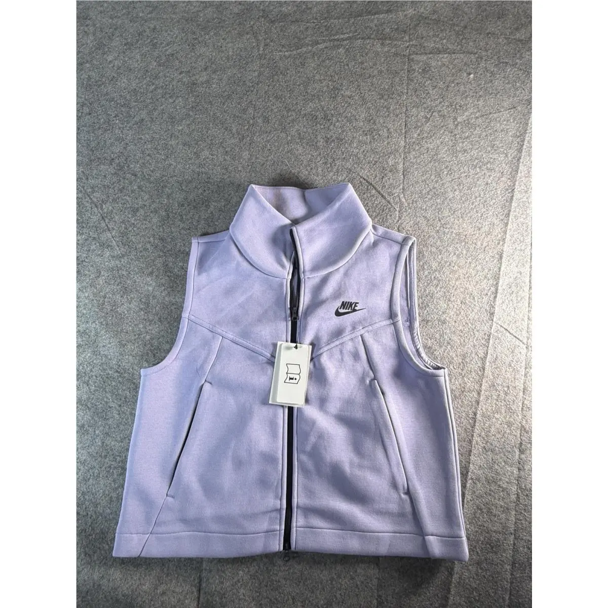 Nike Women’s Zip Vest Size M Purple Sleeveless Fleece Multi-zip Jacket