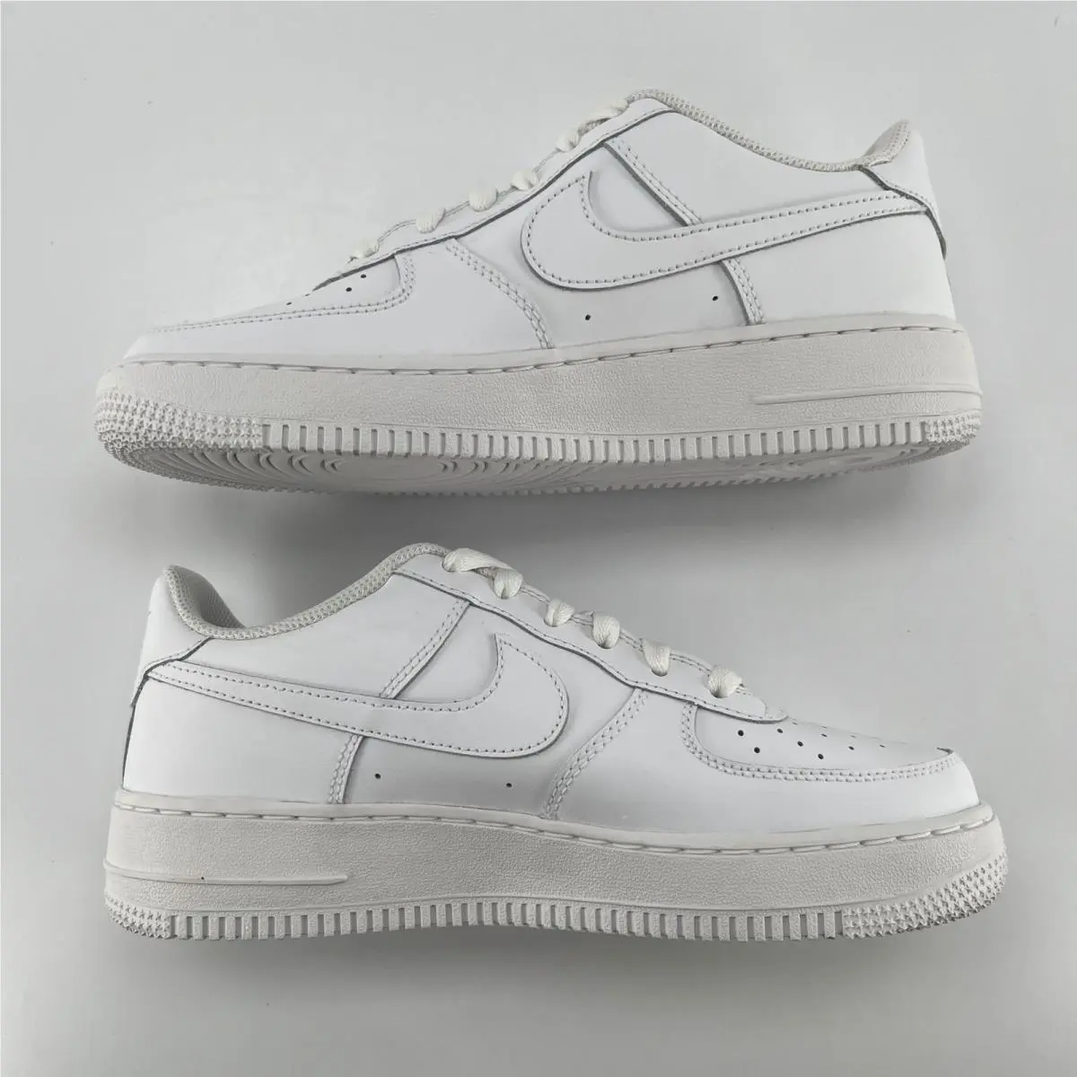 Nike shoes - Nike Air Force 1 LE (GS) - White 1