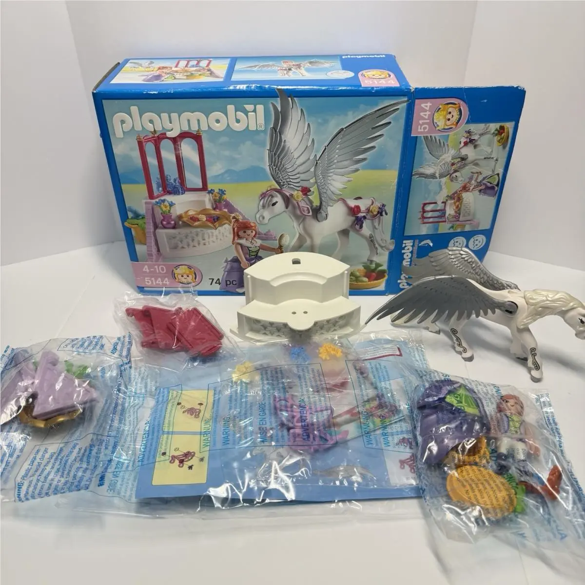 Playmobil 5144 Pegasus with Princess Vanity Station Fairy Tales 2011