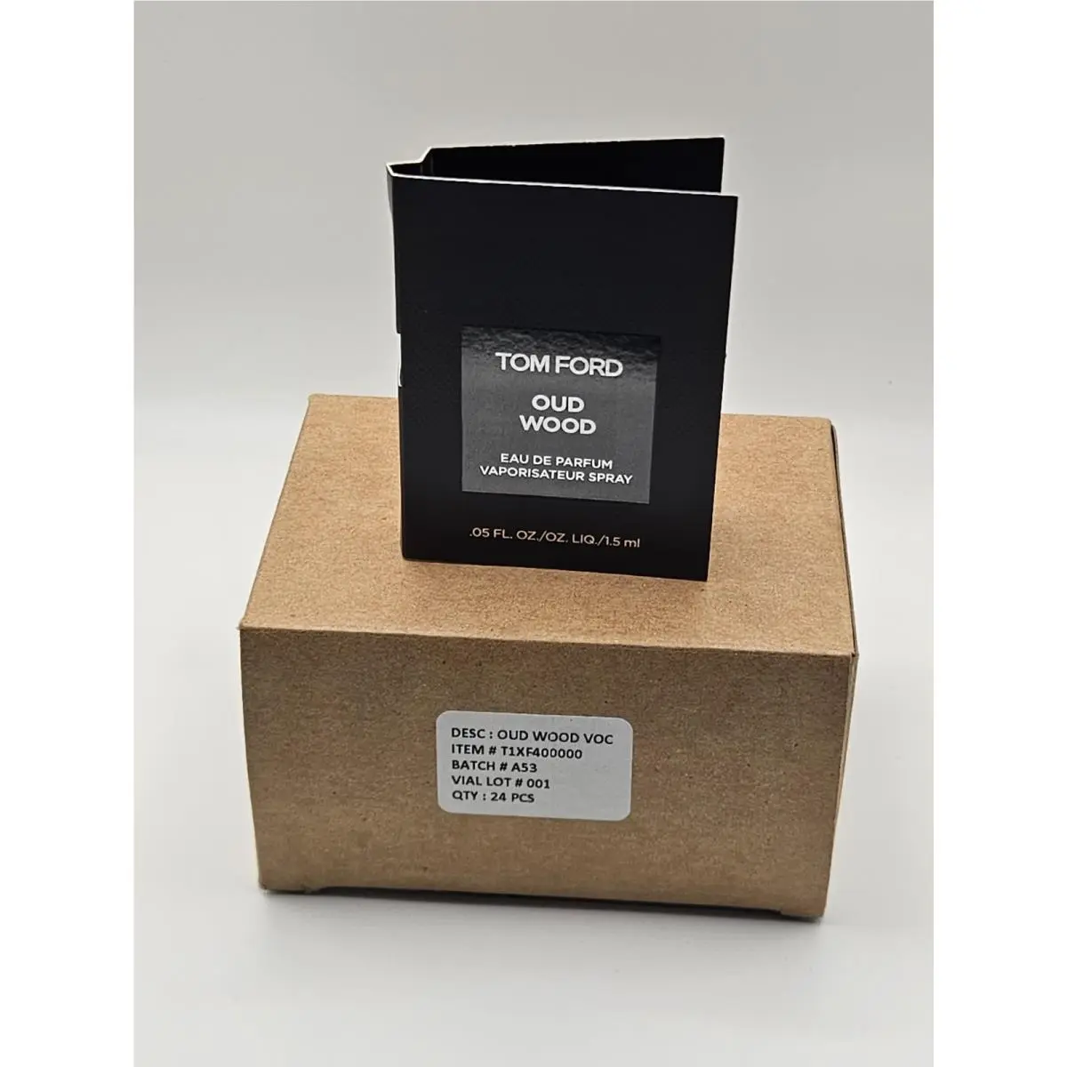 24 Tom Ford Oud Wood Eau de Parfum Sample Spray .05oz