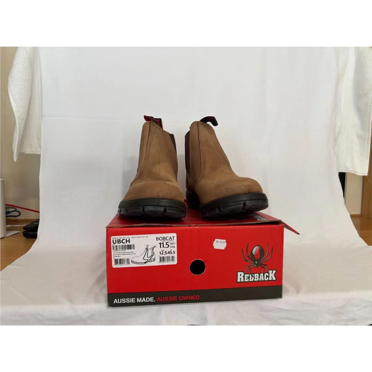 12.5 US Men`s  Bobcat Crazy Horse Tan Ubch by Redback