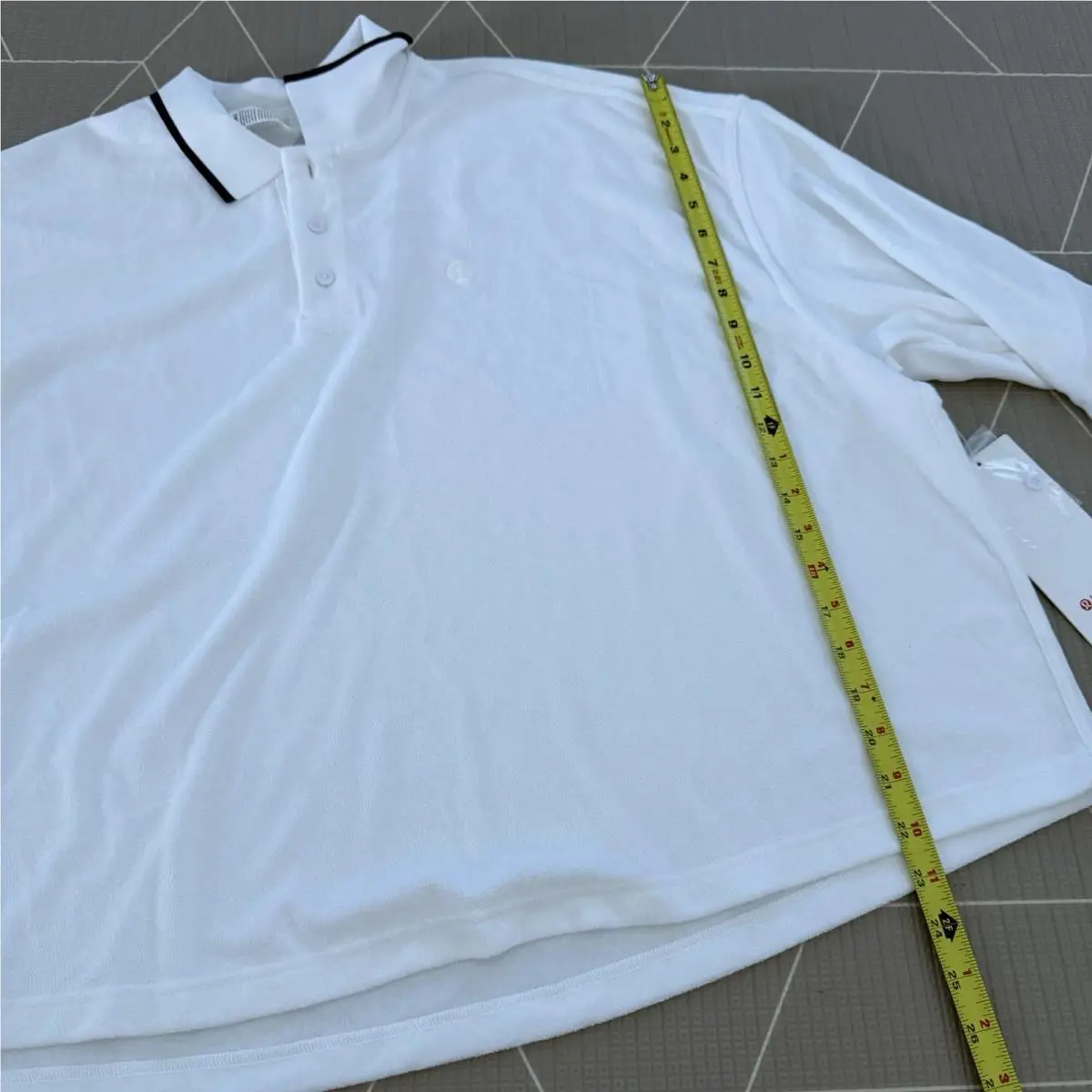 Lululemon clothing - White 3