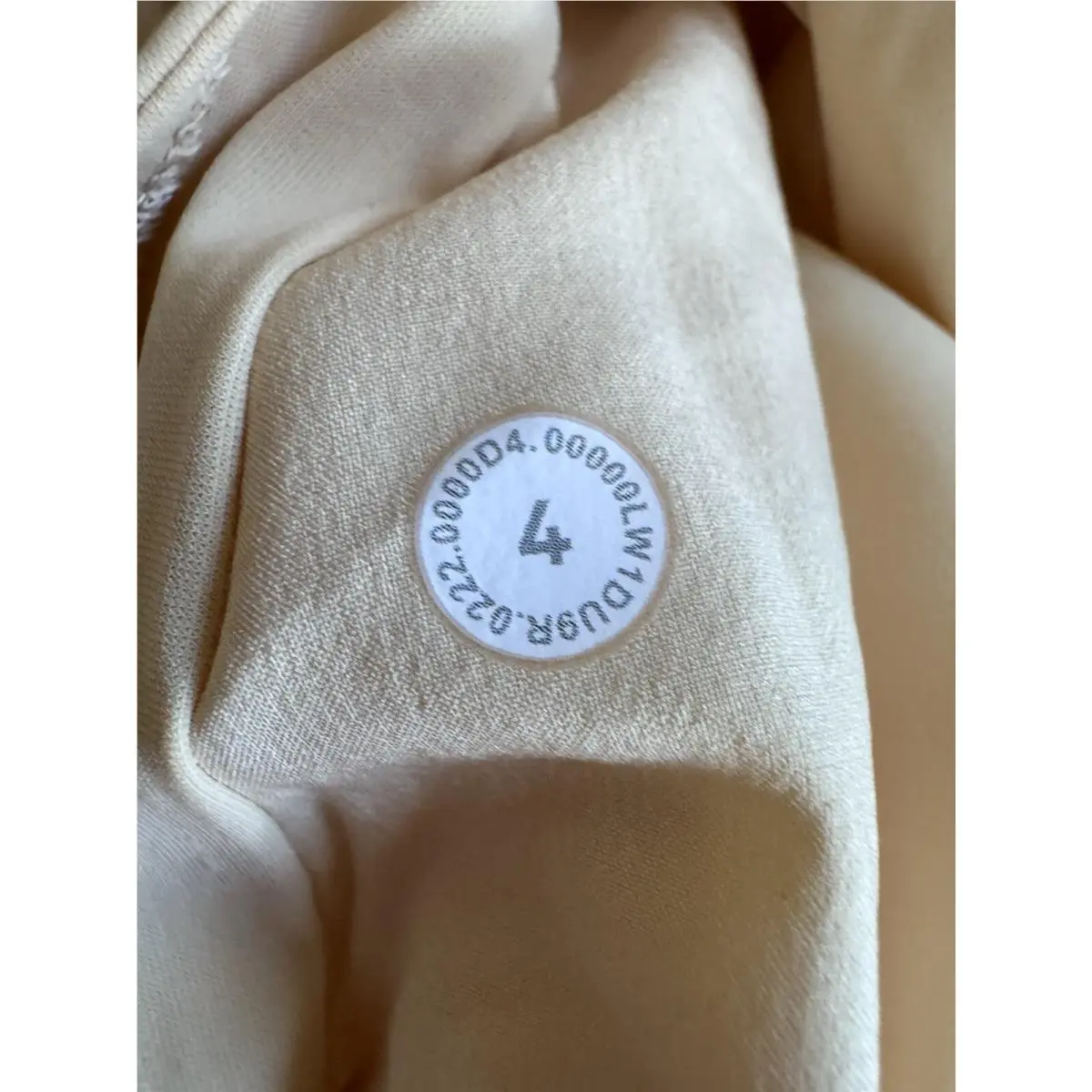 Lululemon clothing - Beige 5