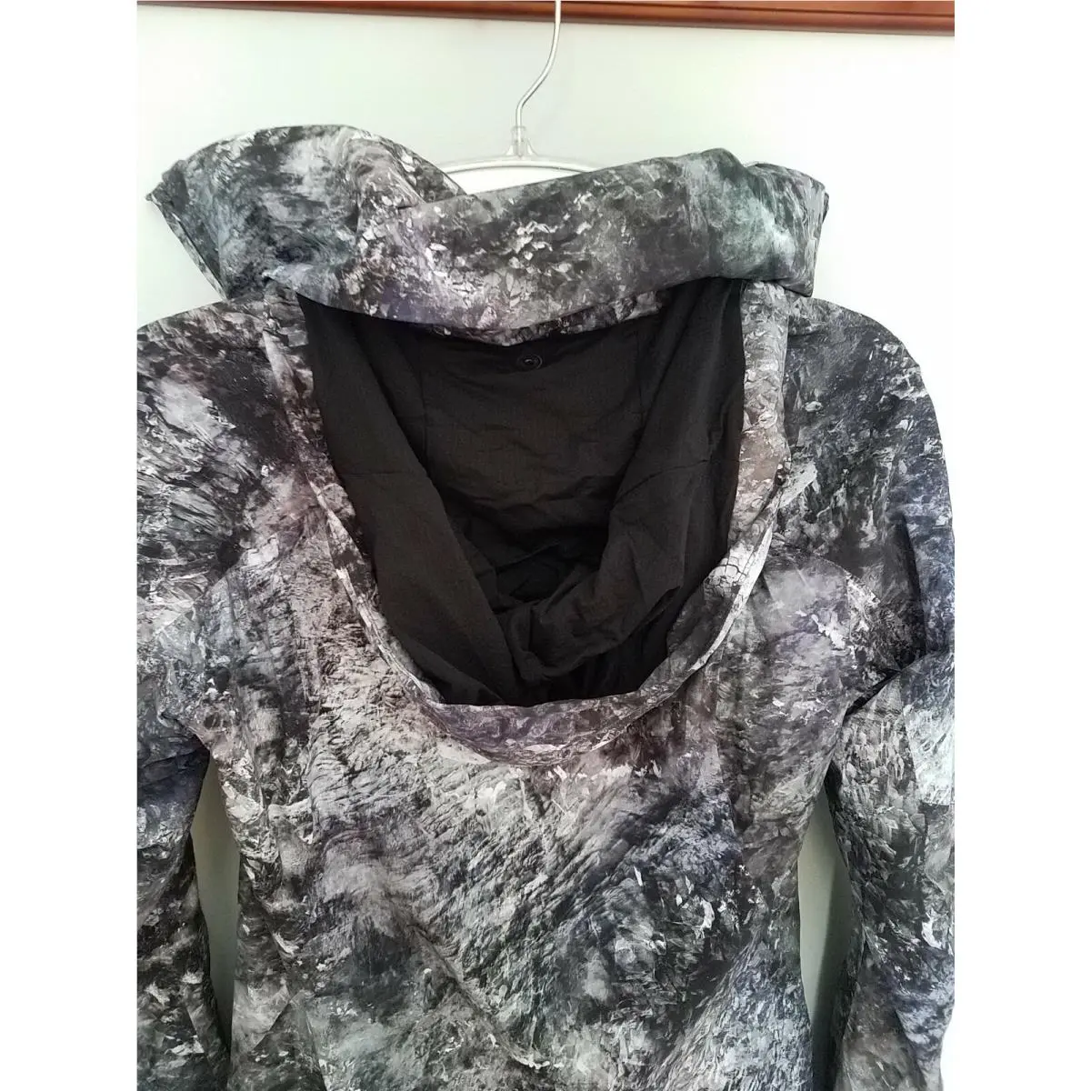 Lululemon clothing - On the Move - the Move - Multicolor 5