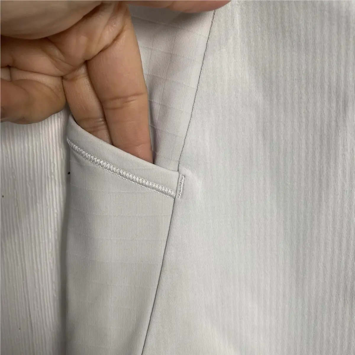 Lululemon clothing - Surge - Surge - White 4