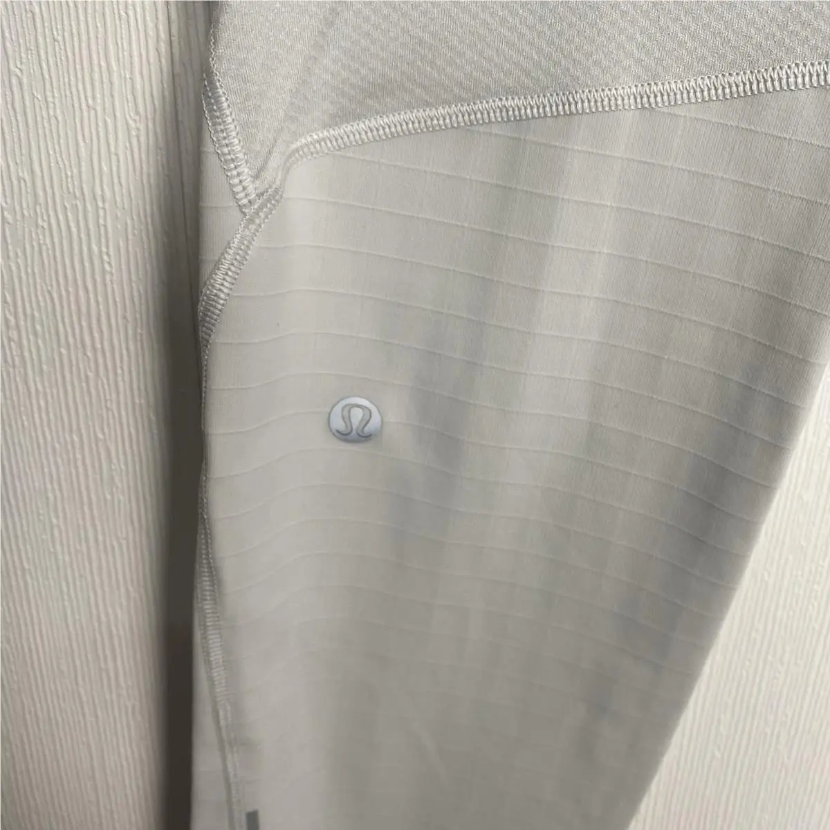 Lululemon clothing - Surge - Surge - White 6