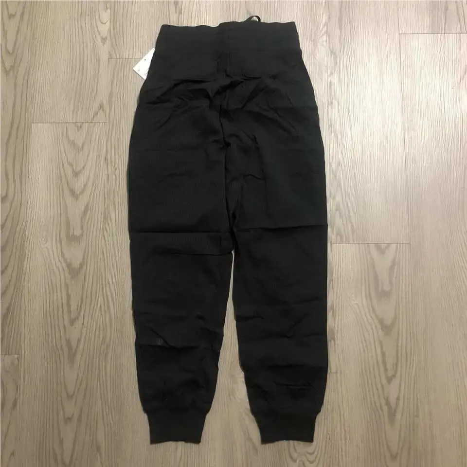 Lululemon clothing - Black 5