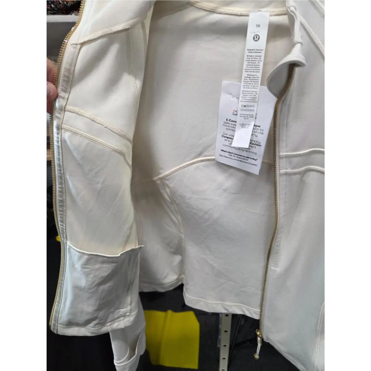 Lululemon clothing - White 7