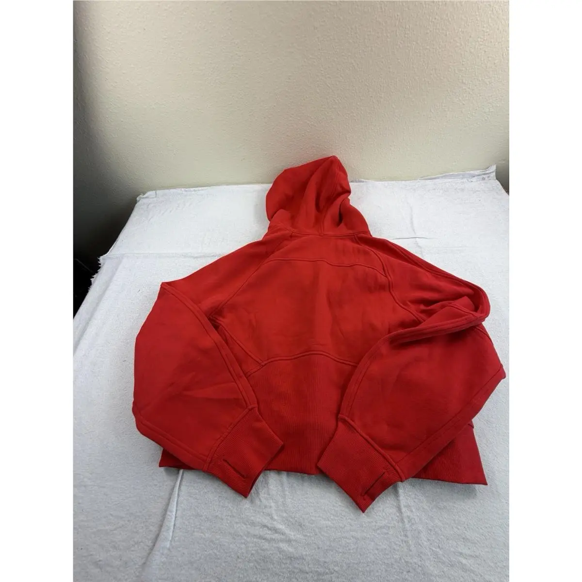 Lululemon clothing - Red 6