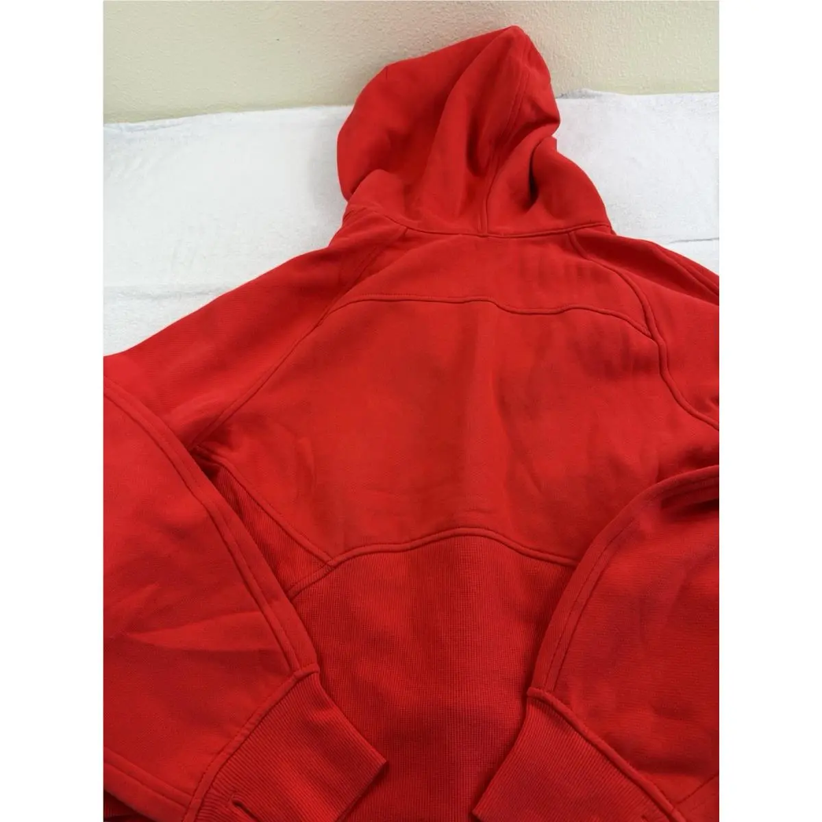 Lululemon clothing - Red 8