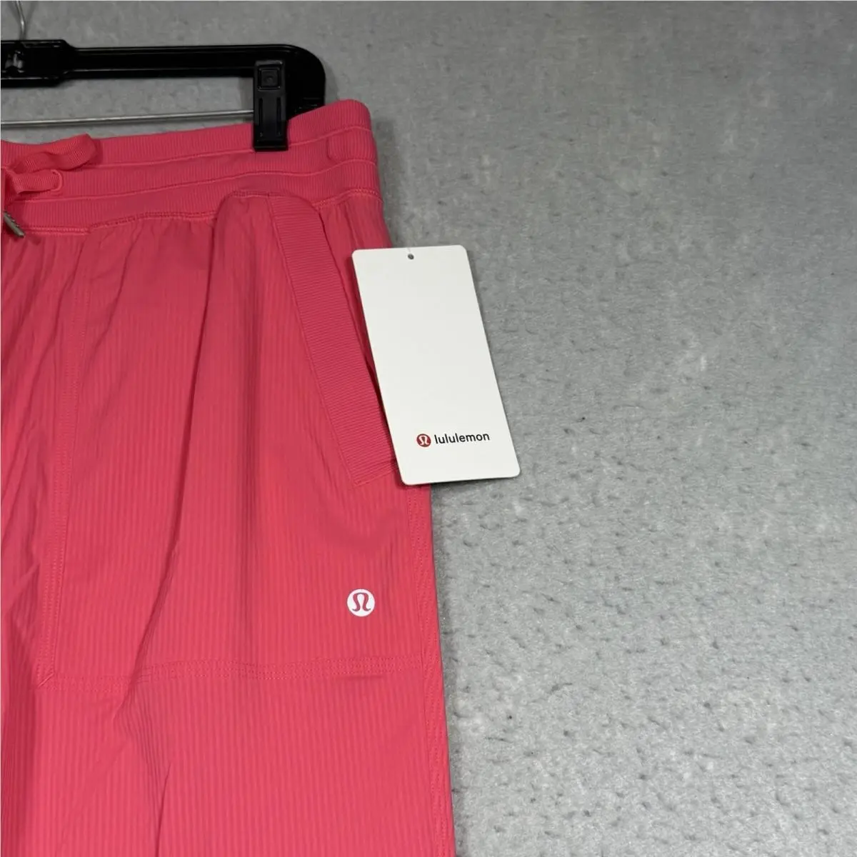 Lululemon clothing - Pink 1