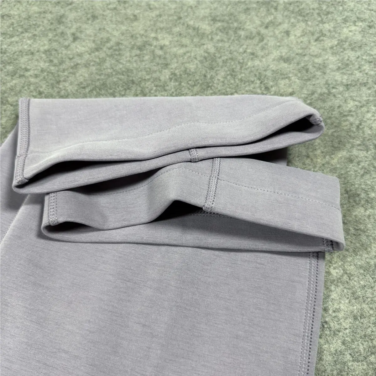 Lululemon clothing - Purple 22