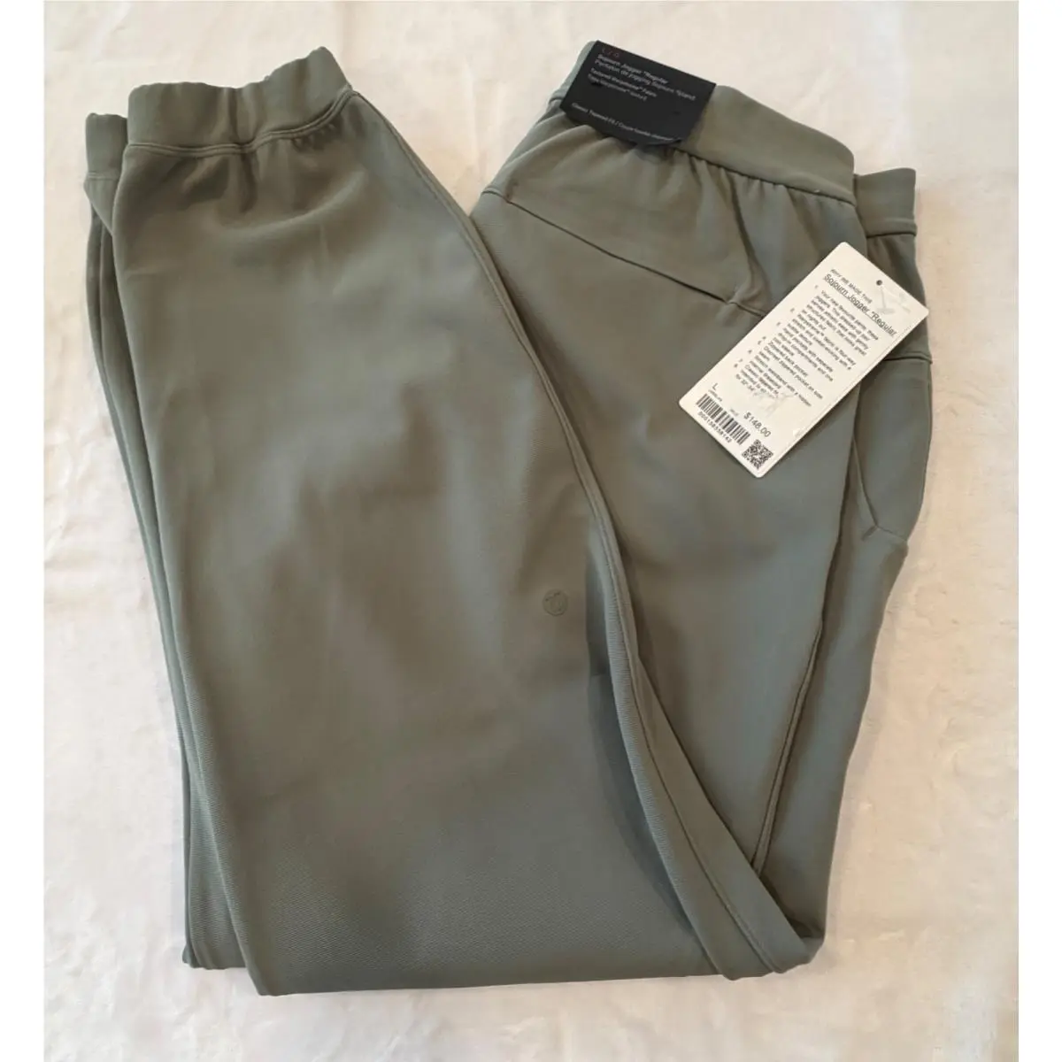 Lululemon Size L Sojourn Jogger Regular Wilo Green