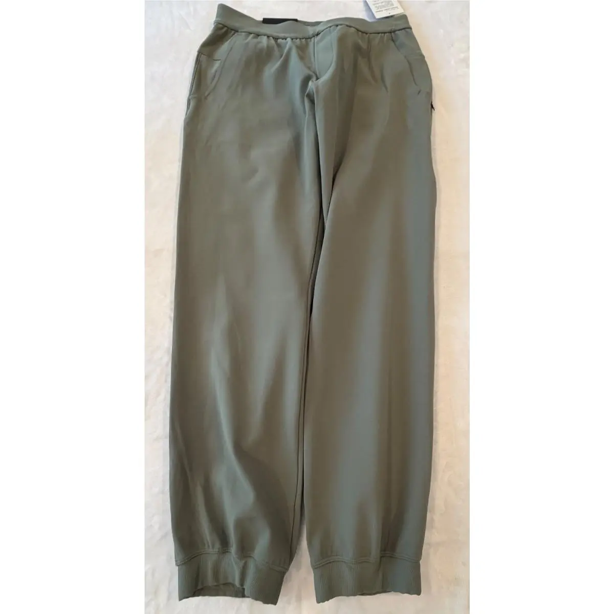 Lululemon clothing - Green 2