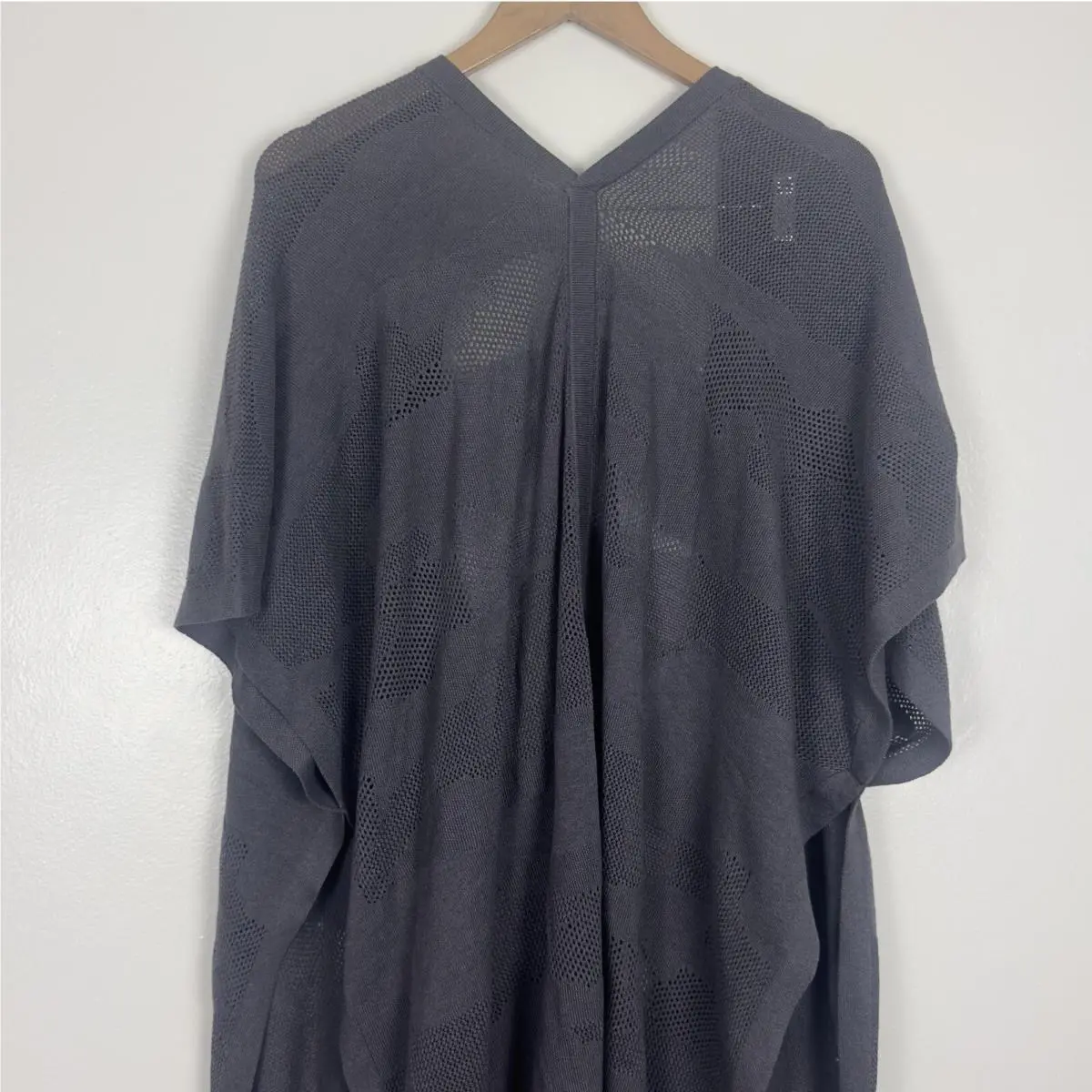Lululemon clothing - Gray 12