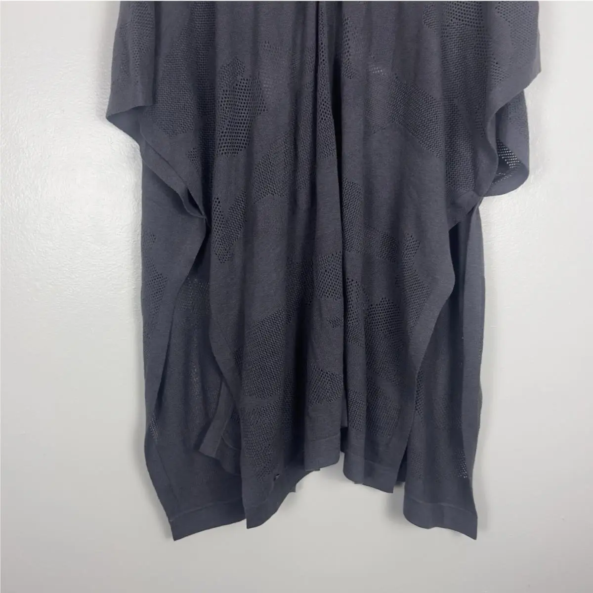 Lululemon clothing - Gray 13