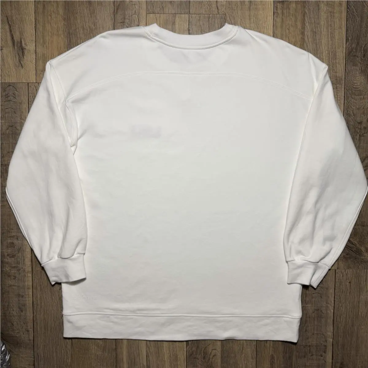 Lululemon clothing - White 3