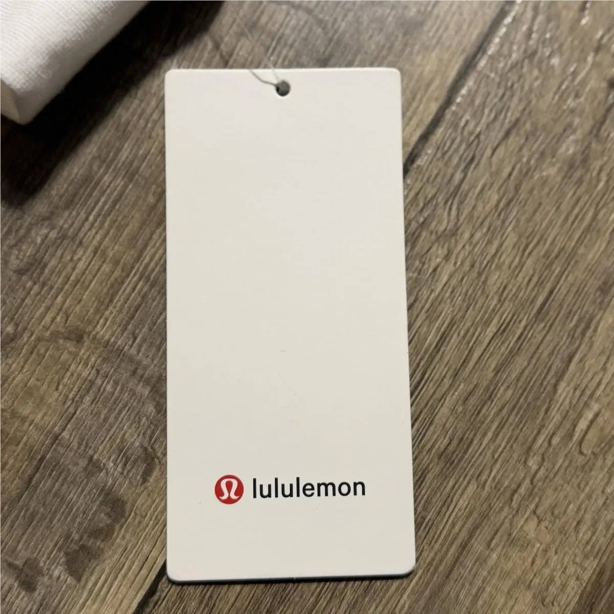 Lululemon clothing - White 5