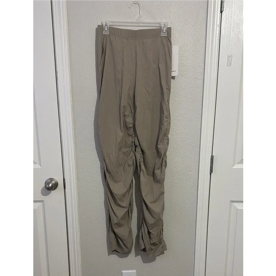 Lululemon clothing - Beige 0