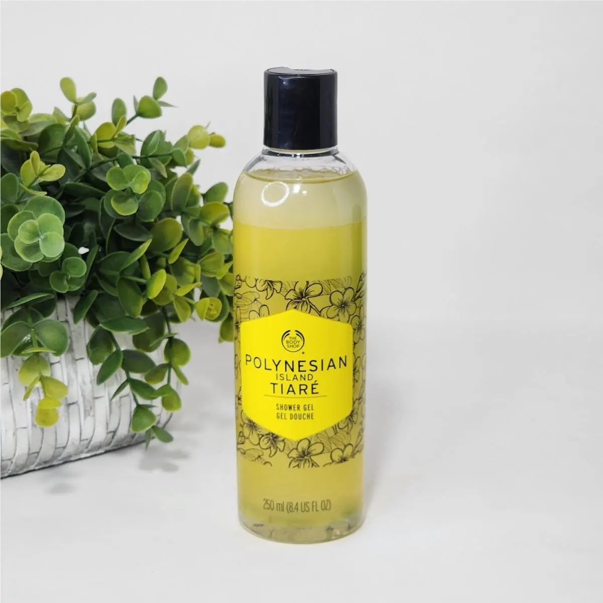 The Body Shop Polynesian Island Tiare Shower Gel 8.4 fl oz / 250 mL