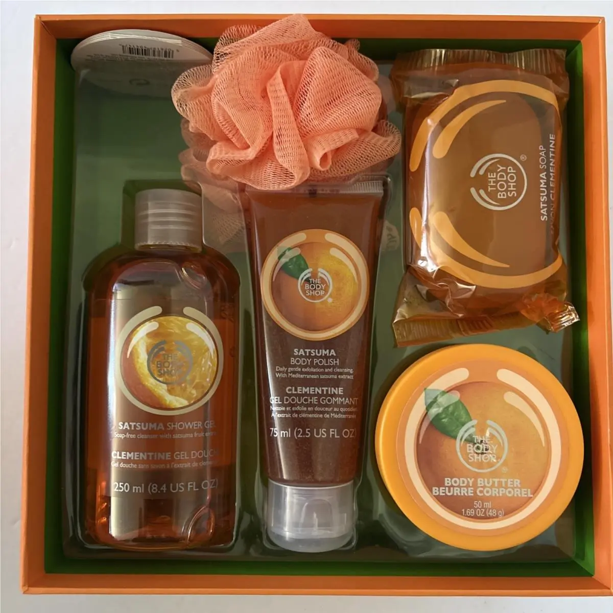 The Body Shop Satsuma Gift Set Shower Gel Body Butter Polish Soap Puff