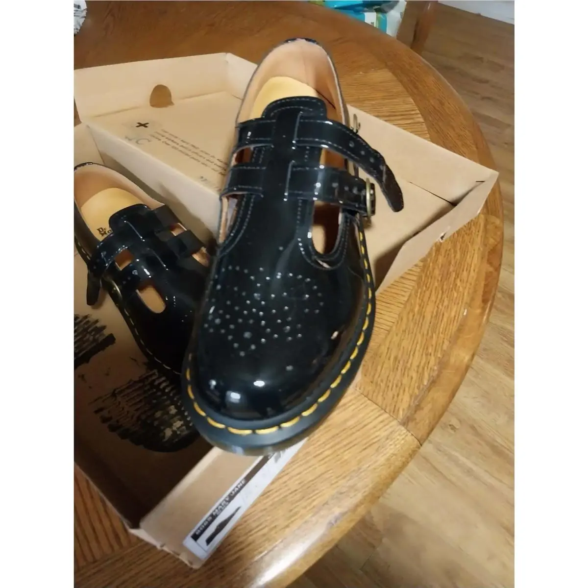 Dr. Martens 8065 Black Mary Jane Round Toe Two Buckle Strap Womens US 9