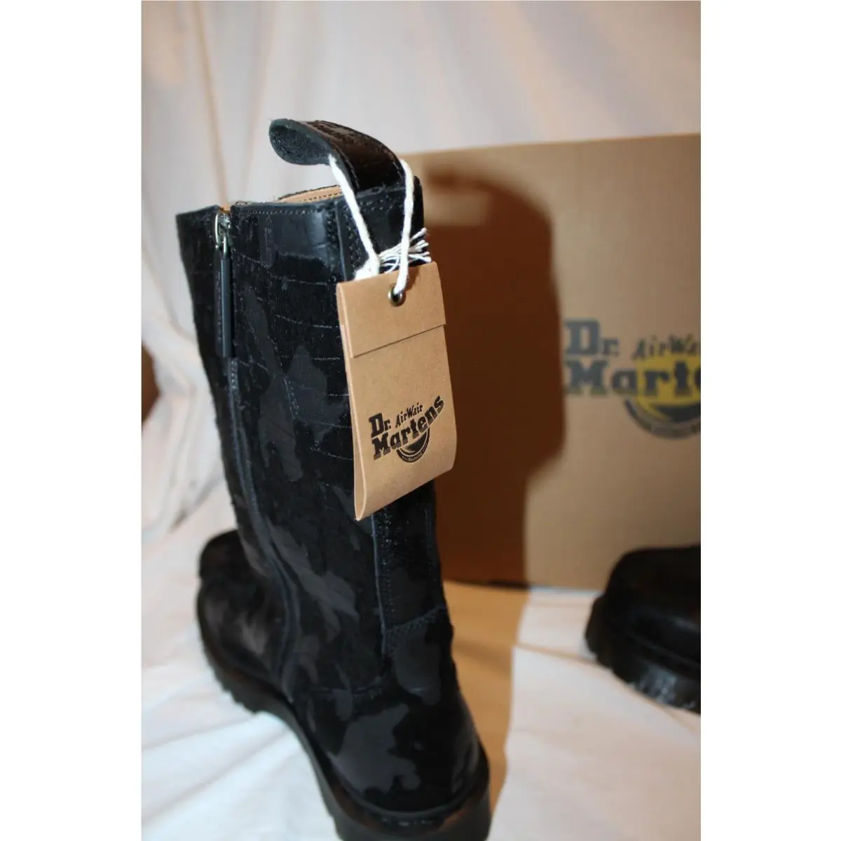 Dr. Martens shoes - Flowers - Flowers - Black 4